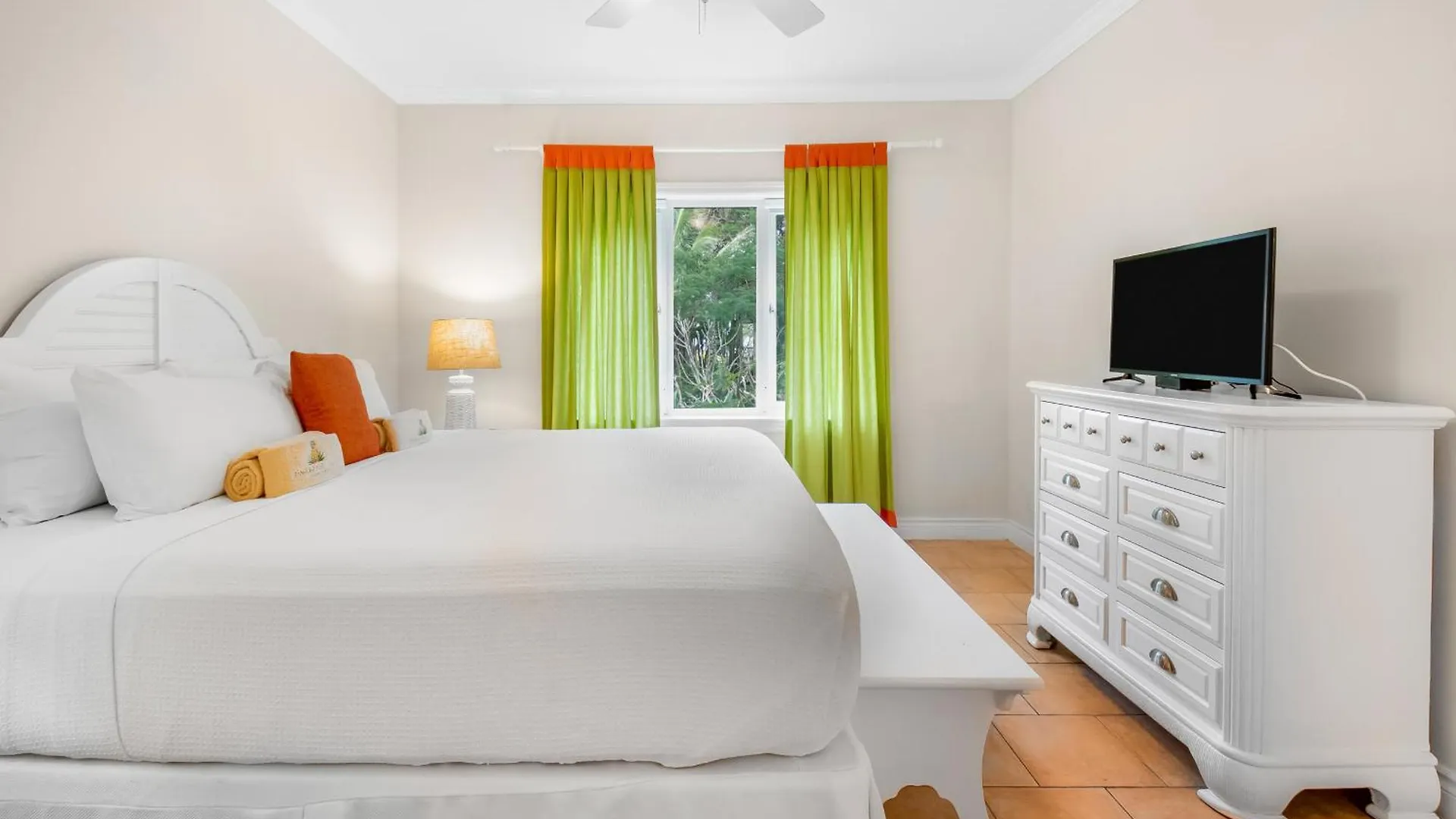 Aparthotel Pineapple Fields Governors Harbour 4*,  Bahamas